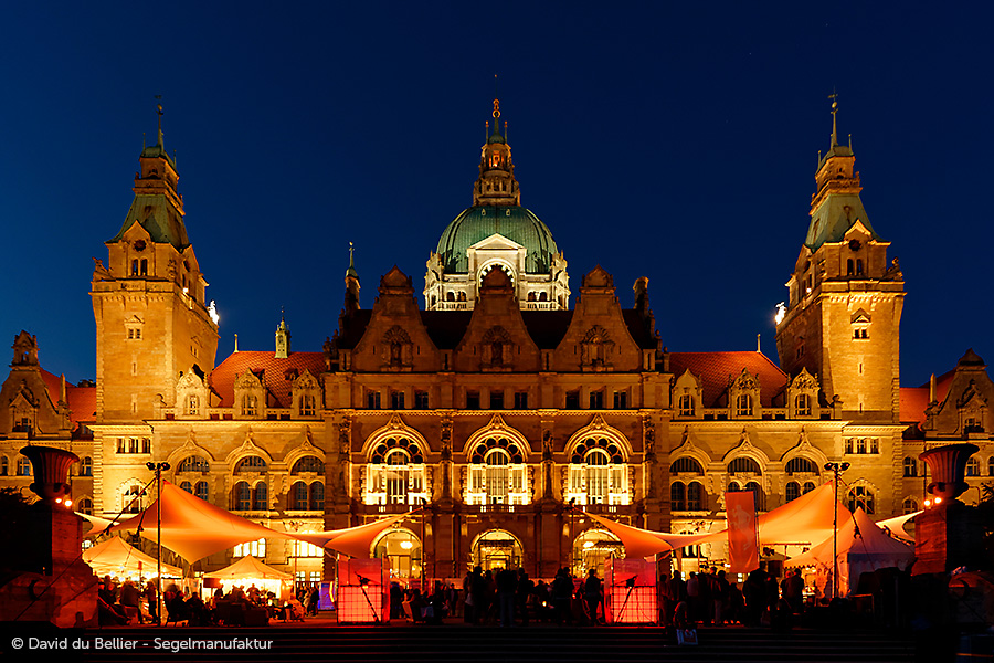 Zwei „Apollon“-Sonnensegel zum Tag der Deutschen Einheit in Hannover 2014, Ansicht 3